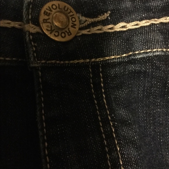 ROCK REVOLUTION JEANS WITH DECOR ON POCKETS.SZ 32. - Picture 6 of 7